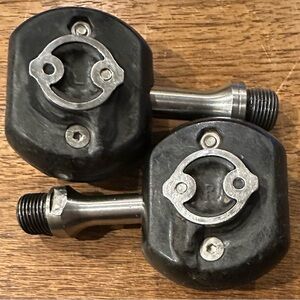 Speedplay Frog mountain bike pedals with stainless steel spindles